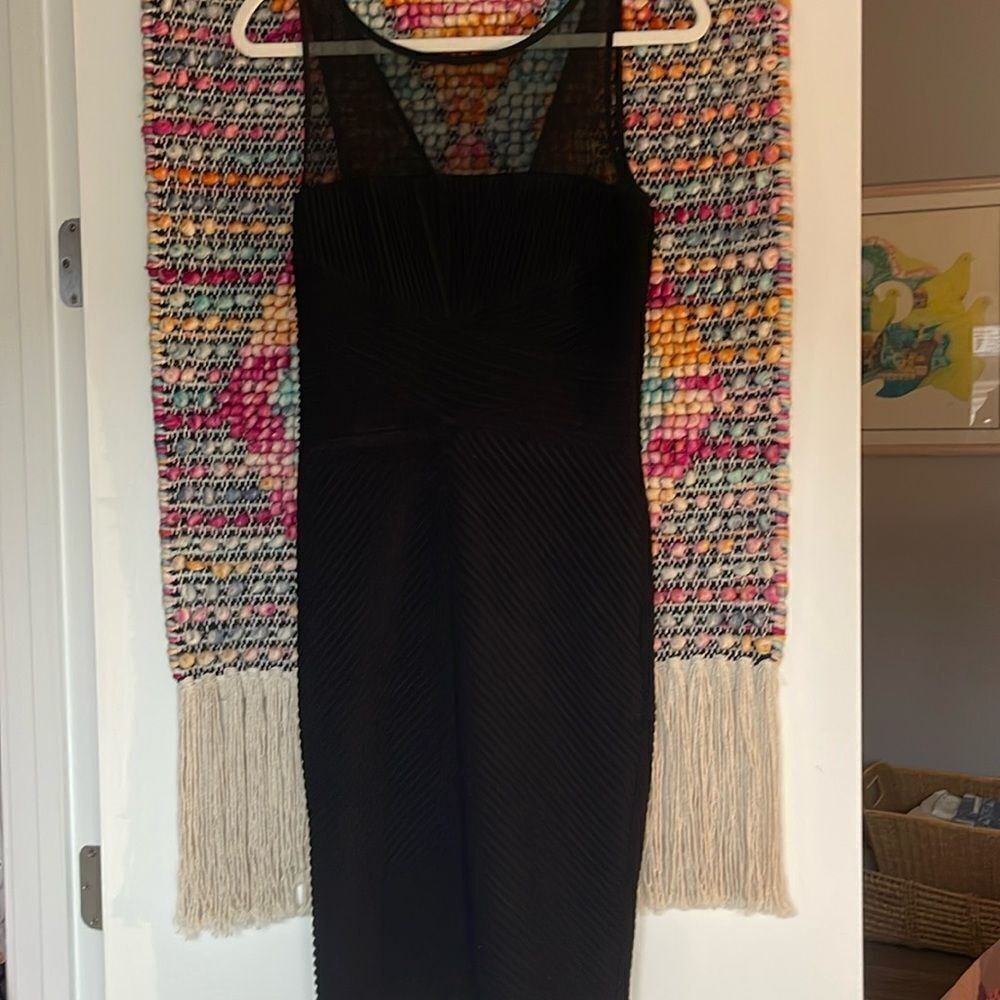 Another perfect little black dress. Tons of stretch!ā Calvin Klein.